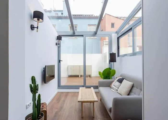 Tgh/ Malaga Center Western Style